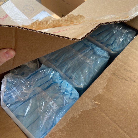 Plus size diapers 2xl , bed pads an gloves all for sale - Picture 2 of 2